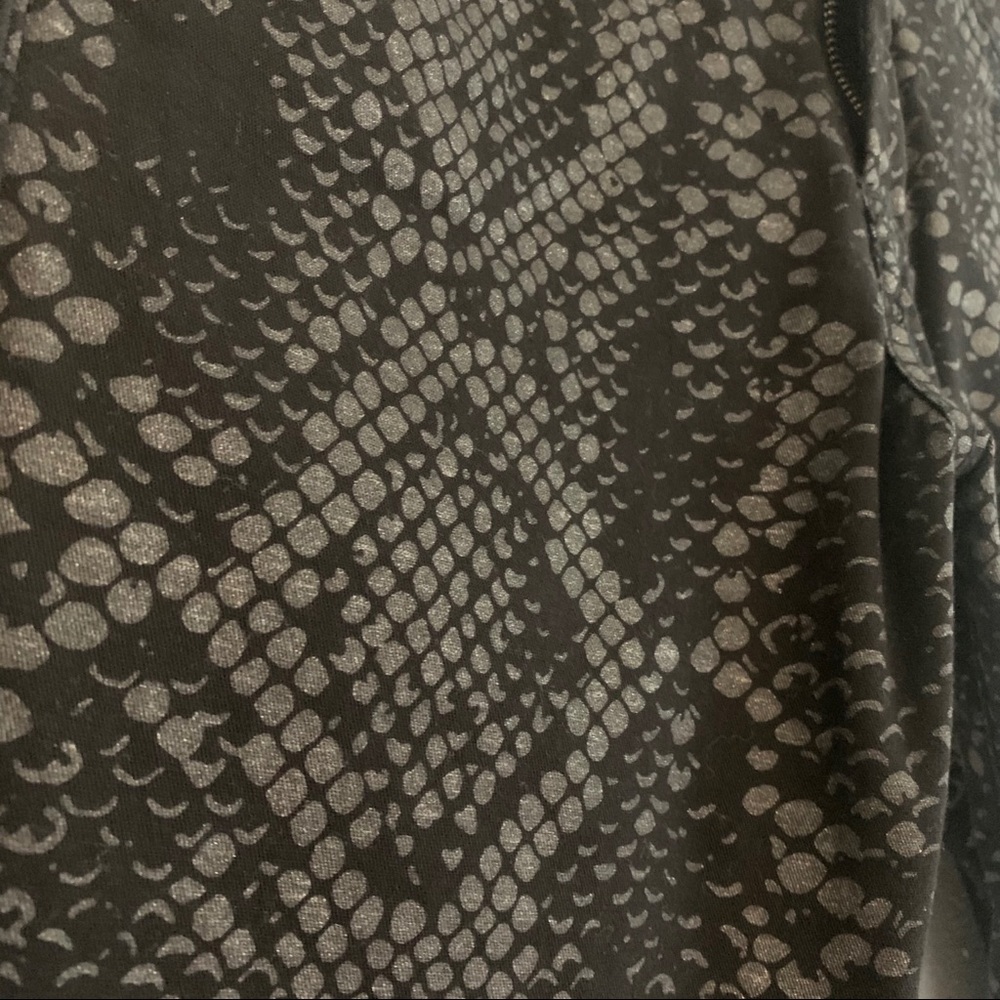 Snake Print Jeans (bohême denim) Snake Print Jeans - Picture 5 of 11